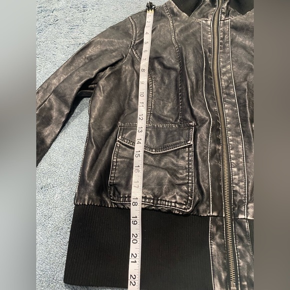 Moto Gear-Women black leather jacket - Picture 11 of 11